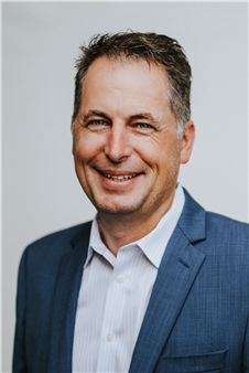 Kyle  Holwagner, SIOR, CCIM