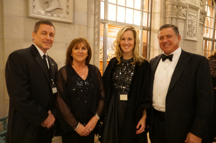 SIOR Dinner - Officers with Honoree (002)