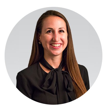 Kelly Miller_round headshot